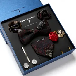 Neck Tie Set presentförpackning Packing Men Brand Luxury Slips Pocket Square Wedding Mens Bowtie Silk Tie Set Cufflinks Tie Clips and Brosch Set 230210