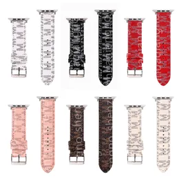 Fashion WatchBand -rem f￶r Apple Watch Band 49mm 42mm 38mm 40mm 44mm 41mm 45mm IWATCH 4 5 6 SE 7 8 Series M Luxury Designer Pu Leather Letter Print Smart Straps