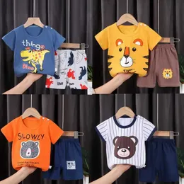 Set di abbigliamento Bambino Puro cotone Cartone animato Casual Tshirtshorts Nuovo stile Panda Dinosauro Maniche corte Oneck Estate Bambini Abbigliamento unisex