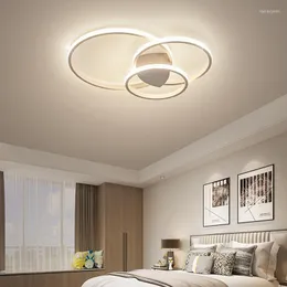 Deckenleuchten Moderne LED-Lampe für Schlafzimmer Wohnzimmer Studie Esszimmer Weißer Kreis Einfaches Design Fernbedienung Kronleuchter Licht