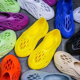 Slippers Coconut Hole Shoes Children Baotou Eva Sandals Men and Women's Beach Shoes Soft Soft T230211