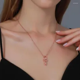 Collane con ciondolo Collana con 5 cuori d'amore per le donne Catena della clavicola iniziale unica Dolce regalo di compleanno Collo Gioielli collier