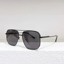 Funky Summer Sunglasses For Women And Men 69YS Style Anti-Ultraviolet Retro Plate Metal Oval Frame Eyeglasses Random Box 69