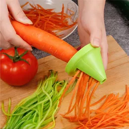 Shredded Device Spiral Carrot Radish Cutter Vegetable Slicer Shred Device Grater Cooking Tool Kitchen Tool Gadget Funnel Model