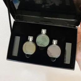 Conjunto de fragr￢ncias de caixa de presente 7.5ml 3pcs perfume 1.2g kits de festival de batom lipstick lady drening lady define um cheiro incr￭vel entrega r￡pida