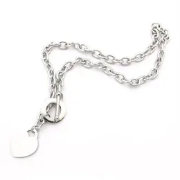 Сердечные ожерелья Дизайнерские серебряные браслеты-цепочки для женщин Серебряные цепочки с подвесками Ожерелья Роскошные ожерелья Набор Форма Оригинальная мода Классический браслет Ювелирные изделия
