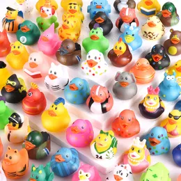 Bath Toys Rubber Duck 25 Pack Kids Tub Float Cake Decor Birthday Gift School Classroom Prêmio Trick ou Treat Car Decoration 230213