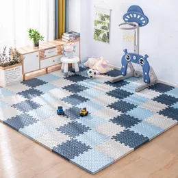 Spela Mats Puzzle Mat Baby Eva Foam Spela svartvitt sammanlåsande träningsplattor golvmatta och matta för barn pad 30*30*1 cm gåvor 230211
