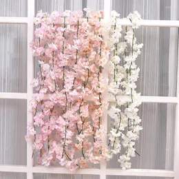 Kwiaty dekoracyjne 180 cm Linman Cherry Blossom Vine Lvy Wedding Arch Decoration Układ domu Rattan Wait Waiting Garland Wreath