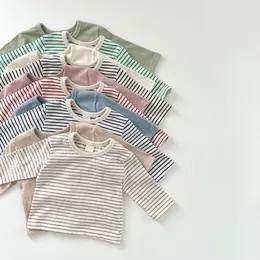 Tshirts Spring Baby TShirts Infant Girls Striped Base T Shirt Boys Cotton Round Neck Tops 230214