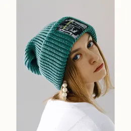 Basker vinter beanie hatt för kvinnor män stickade vinterskallies unisex damer varmt motorhuvkoreansk trendig överdimensionerad hatt 230214