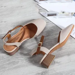 Sandaler Summer Round-Toe 2023 Baotou Word Buckle High-Heeled Brown Female Casual