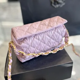 Luksusowy metalowy łańcuch literowy Woman Crossbody Bag Matelasse skórzana kołdra klasyczna klapa torba na ramię torebki projektantka torebki przenośna torebka monet 16 cm