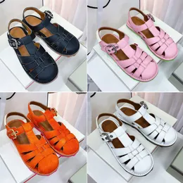 Designer Sandals Ladies Mode Classic Rom Flat Sandals Buckle Woven L￤der ih￥lig bekv￤m icke-halk Black White Pink Outdoor Casual Sports Beach Shoes 35-40