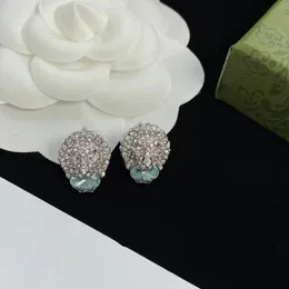 Orecchini a bottone con testa di leone in strass argento. Gemma di fascino azzurro. Designer di orecchini di lusso retrò per donna. Aretes della sposa della festa nuziale del progettista di gioielli di marca di moda