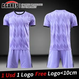 T-shirt da esterno Ragazzi Bambini Survêtement Maglie da calcio Kit Uomo Uniformi da calcio Tute sportive Set da allenamento per futsal Fai da te Personalizza Stampa Abbigliamento sportivo 230215