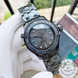 Luxury Mens Watches 300 Meter Dive Dive's helt nya Carbon Black Super-Luminnova Luminous Coating Leather Fine Steel Watchband 204C