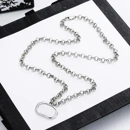 Fashion Pendant Necklace Designer Necklaces Personality Design 5 Styles Temperament Classic Suitable for Everyone