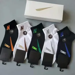 Mens Socks Womens Cotton All Match Classic Ankle Breathable 18 Multi-Color Football Basketball Sports Socks Wholesale Uniform Size With box