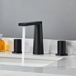 Rubinetti per lavabo da bagno Rubinetto per lavabo Tuqiu Rubinetto per miscelatore in ottone Rubinetto nero a rotazione diffusa Lavaggio a tre fori Lavabo