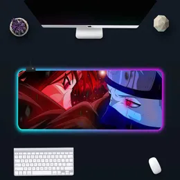 Muskuddar handled vilar uchiha itachi rgb pc gamer tangentbord mus pad mousepad led glödande mus mattor gummi spel dator mausepad t230215