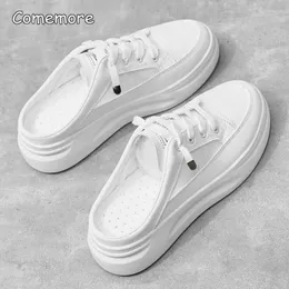 Slippare Comemore White Tennis Fashion Bekväm kvinnors sportskor Plattform Autumn Trends 2023 Flat Summer Woman Sneakers