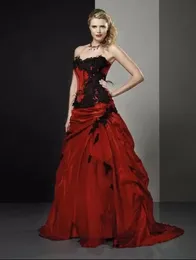 Black and Red Vintage Gothic a-line Wedding Dresses feather Appliques Taffeta Colorful Western Country lace-up corset Bridal Gowns