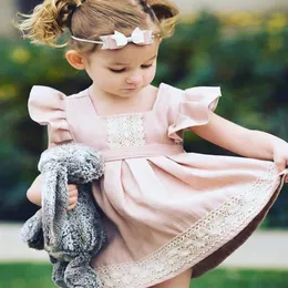 Retail Ins 2017 Summer New Girl Dress Dress Rink Lace Sleeve Cotton Princess Mini vestido crian￧as roupas 1-6y EG003327B
