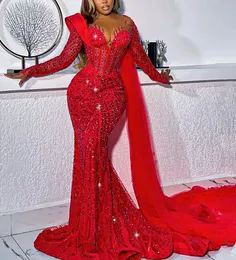 Czerwone luksusowe suknie balowe o kroju syreny Długie rękawy W serek Koronka 3D Seksowne aplikacje Błyszczące cekiny Zroszony Sięgająca podłoża Tren gwiazd Suknie wieczorowe Plus rozmiar Wykonane na zamówienie