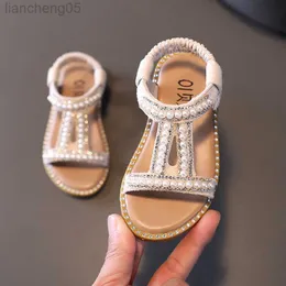 Sandaler flickor Sandaler Kids Summer Roman Shoes 2022 Elegant Pearl Rhinestone Party Princess Shoe Flats Non-Slip Casual Girl Beach Sandal W0217