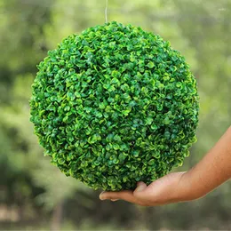 الزهور الزخرفية 4pcs النباتات الاصطناعية Milan Grass Ball البلاستيك كرات خشب الظهر