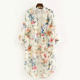 Bluzki damskie koszule Kobiety w stylu Vintage kwiatowy szyfonowy mały świeży prosta bluzka przeciwsłoneczna luźna szal Kimono Cardigan Boho Tops 230217