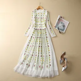 2023 Spring White Floral Embroidery Tulle Dress Short Sleeve Round Neck Panelled Long Maxi Casual Dresses S3F131624 Plus Size XXL