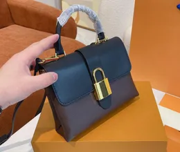 Locky BB Tote Bag äkta läder Crossbody Metal Lock Women's Classic Clutch Bags Luxury Designer Tryckta mönster axelpolagar kuvert plånböcker