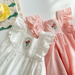 Girls Summer Rose Ramoidery Dresses Kids Square Collar Falbala Fly Sleeve Beach Holiday Children Cashing Princess Z0289