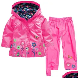 Kleidungssets Mädchen Baby Kinder wasserdichte Regenmantel mit Kapuze mit Kapuze -Mantel -Outwear Hoodies Kinder Kleidung Windbreaker Set Drop Lieferung Ki Dhgyn