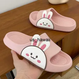 Slippers chinelos de desenho animado fofinho urso feminino plataforma slides homens de verão sandálias de moda sapatos de moda casa não deslize banheiro ladra de moça 0218v23