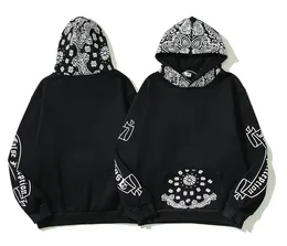 Black Mens Hoodie Bandanna Print Fleece Jumper Designer Hoodies Streetwear Pullover Sweatshirt Men Men.