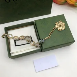 Luxurious jewelry for teen girls gifts gold bracelet valentine s day classical couple fashionable punk pearl diamonds flower love herat designer bracelets E23