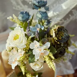 الزهور الزخرفية مزينة الحرير الاصطناعي باقة وردة مزيفة للعرائس الزفاف