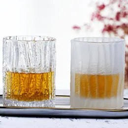 ワイングラス250-300mlクリエイティブシーウェーブガラス厚い熱耐性ウイスキーウォッカ酒フルーツショチュカップホームバーファッションセット
