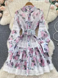 Sukienki swobodne Kobiety Single Beded Lantern Sleeve Floral Print Belt Vestidos 2023 Haft haftowe koronkowe puste zszyte z szwu kwiat