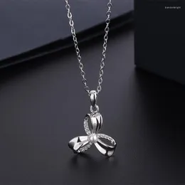 GLTP -kedjor 925 Sterling Silver Clover Halsband Korean Simple Petal Pearl Pendant Halsband Cleavicle Fashion Luxury Jewelry Gift