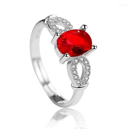 Küme halkaları vintage 925 gümüş mücevher oval yaratılan Ruby Zircon değerli taşları düğün kadın nişan partisi için açık parmak yüzüğü