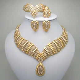 Bröllopsmycken set Kingdom Ma Fashion African Dubai Gold Jewelry Women African Beads Set Nigerian Bridal Jewelry Set Wedding Accessories 230217