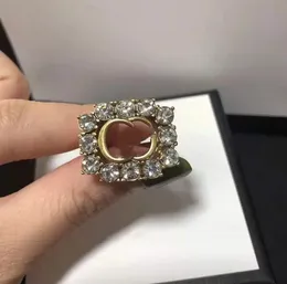 Luxury Diamonds Designer Rings Red Gems Gold G Letters Ging Anel Love For Womens Designers Jóias Fashion Pearl Ring Presente de casamento 925 Prata Novo