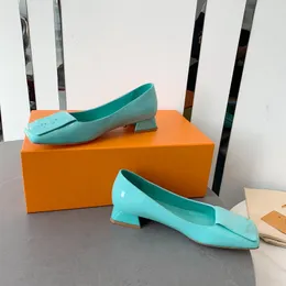 Designer Slippers Blooms Women Mens Sandals Fashion Slides Luxury Floral Brand Slipper Rubber Flats Summer Beach Shoes Loafers Gear Bottoms Sliders 0218