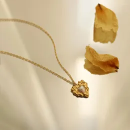 Colares pendentes Chave de cor de ouro de chocker Love Heart Pearl Charking Jewelry Romance para mulheres Clavícula