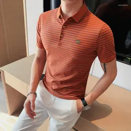 Herren Polos 2023 Britischer Stil Poloshirt Sommer Mode Männer Kurzarm Dünnes elastisches T-Shirt Mann Streifen Hit Farbe Slim Fit Business