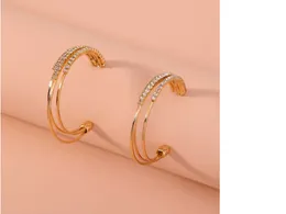 Kolczyki Hoop Huggie 2023 European i American Wowen High Fashion Classic C Earring z wielowarstwowym stopem miedzianym diamentowym